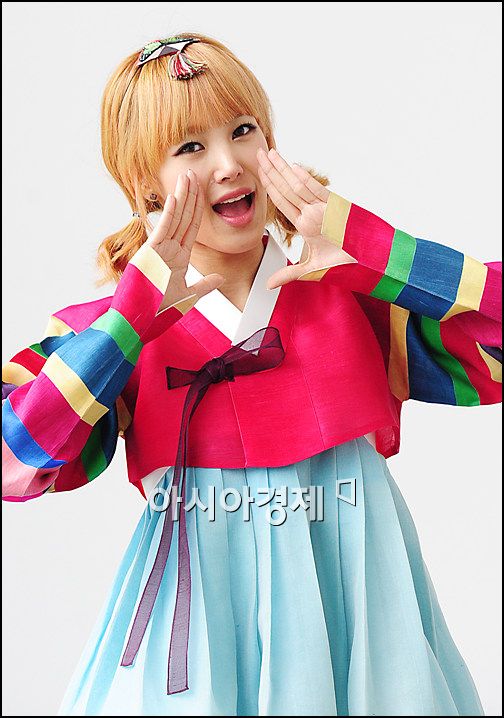 [한복포토]쥬얼리 김은정 '모두 새해소망 빌어요'