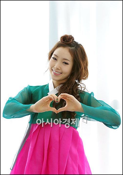 [한복포토]쥬얼리 박세미, 사랑스러운 자태 '내 스타일'