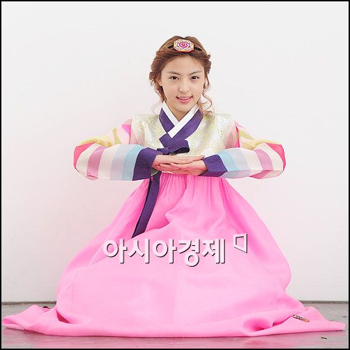 [한복포토]파이브돌스 한별혜원 '새해 복 많이 받으세요'