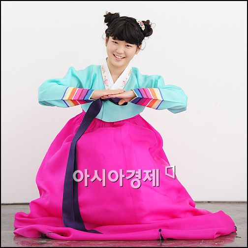 [한복포토]파이브돌스 서은교 '새해 복 많이 받으세요!'