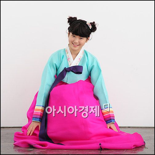 [한복포토]파이브돌스 서은교 '새해 복 많이 받으세요!'