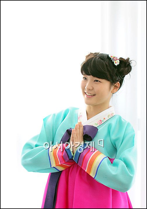 [한복포토]파이브돌스 서은교 '새해소망? 뛰어오를께요!'