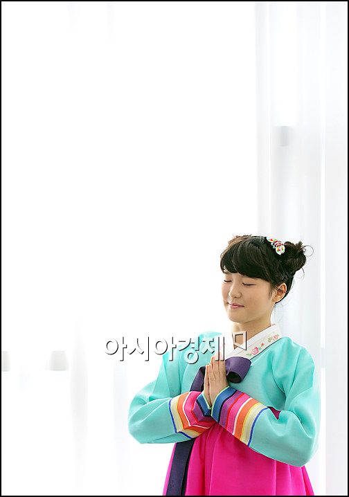 [한복포토]파이브돌스 서은교 '새해소망? 뛰어오를께요!'