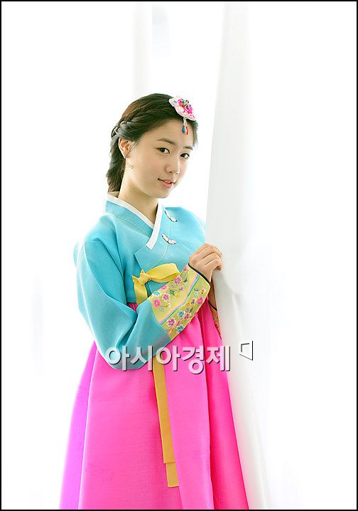 [한복포토]파이브돌스 한빛효영 '새색시 같죠?'