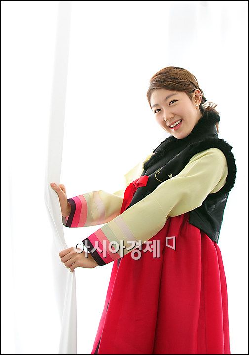 [한복포토]파이브돌스 미소수미 '새신부 같죠?'