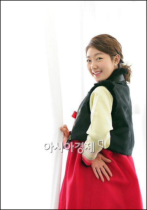 [한복포토]파이브돌스 미소수미 '새신부 같죠?'
