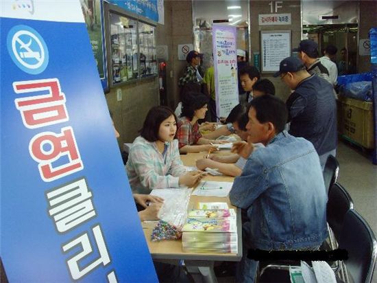 도봉구 보건소, 주민들 금연 성공 도와