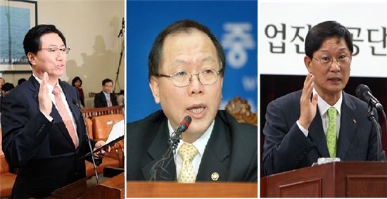 (왼쪽부터) 최중경 지식경제부 장관, 김동선 중소기업청장, 송종호 중소기업진흥공단 이사장