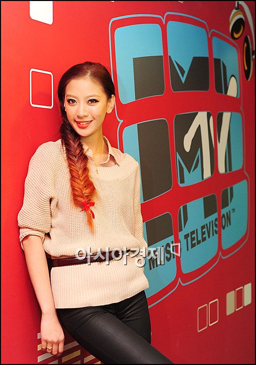 [포토]'시부하라 걸스' 쑨 웨이, 이기적 각선미