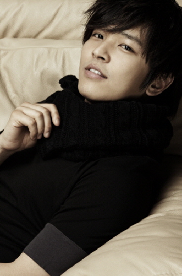 Korean singer and actor Kim Jeong-hoon [Mersenne Entertainment]