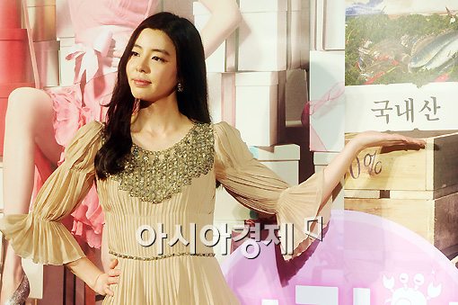 [포토]김규리 '국내산만 판매합니다'