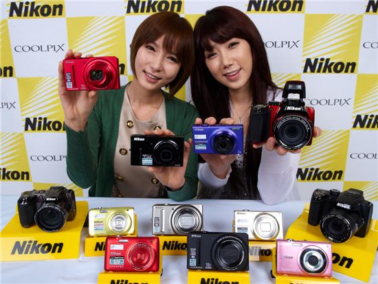 니콘, 콤팩트카메라 신재품 8종 공개 