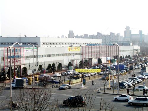 서울시, 13년된 ‘마포농수산물시장’ 쇼핑명소로 개선