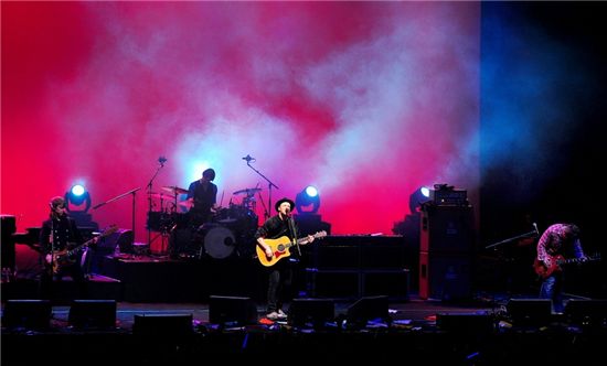 British group Travis' past performance in Seoul [9 Entertainment] 