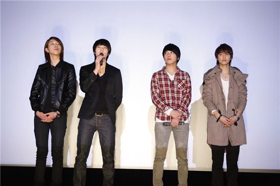 Korean rock band CNBLUE at their DVD screening in Japan. [FNC Music]