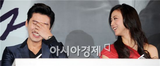Hyun Bin and Tang Wei [Lee Ki-bum/Asia Economic Daily]
