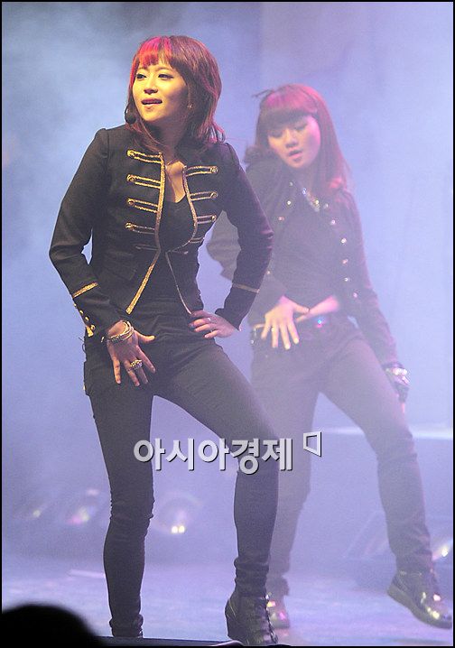 [포토]라지 이안 '걸그룹이라면 댄스는 기본'