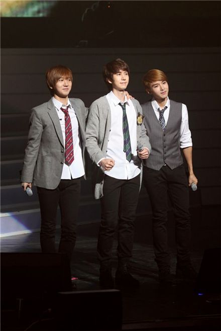 Super Junior- K.R.Y. members at their first concert in Seoul, South Korea on February 13, 2010. [SM Entertainment]