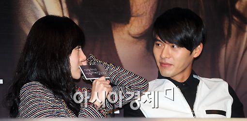 [PHOTO] Hyun Bin, Lim Soo-jung at "Come Rain, Come Shine" presser