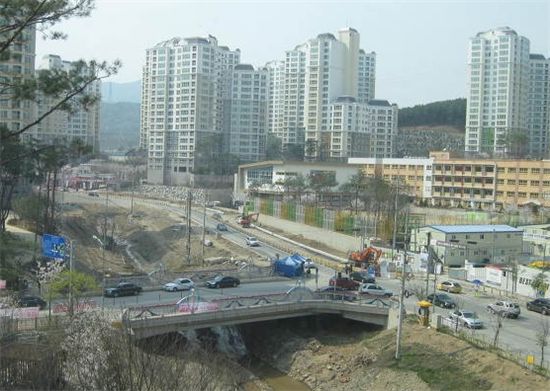 [미분양 현장 가보니]전화문의 하루 수십건 계약률도 '쑥쑥'