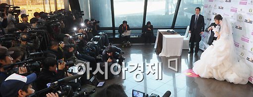 [포토]노유민 결혼식에 몰린 취재진들