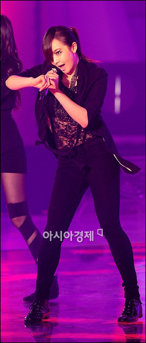 [포토]f(x) 빅토리아, 눈빛으로 레이저 쏠 기세
