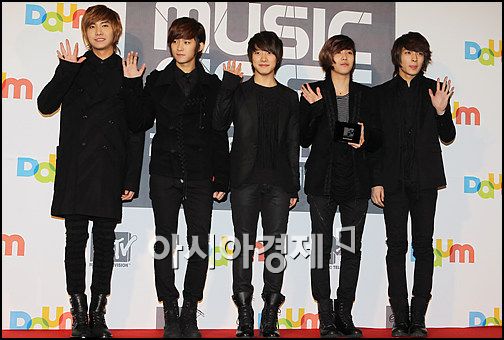 [PHOTO] FTIsland arrives at "MTV-Daum Music Fest"