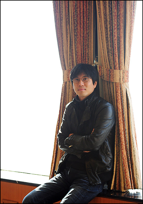 '만추' 김태용 감독 "현빈-탕웨이의 감수성에 의지했죠"(인터뷰)