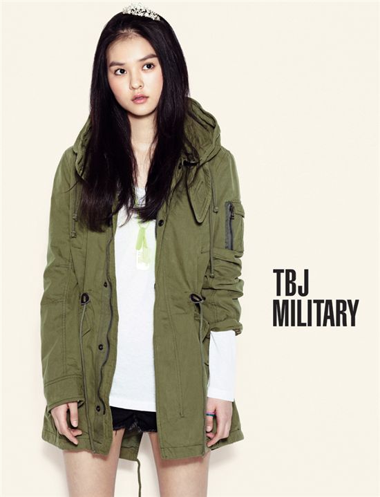 [포토]우리, 큐티 포즈 '괜찮아요?'