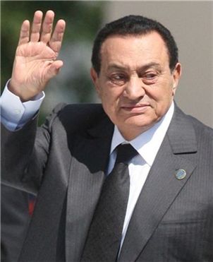 이집트 독재 30년 '파라오' 무바라크 전 대통령 지병으로 사망