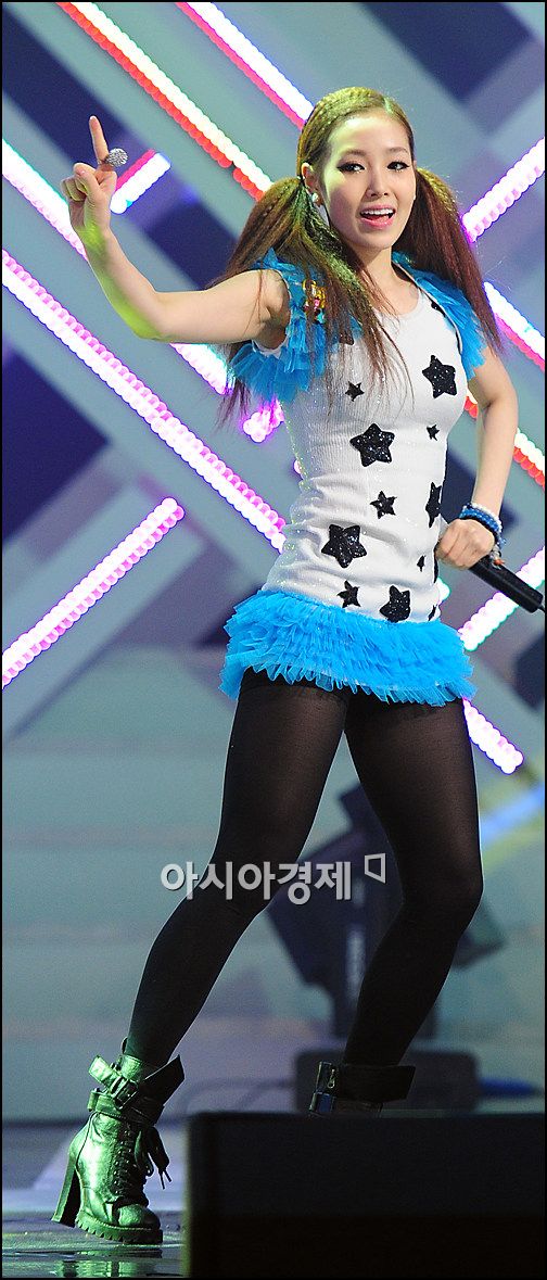 [포토]쥬얼리 박세미, 이기적 각선미