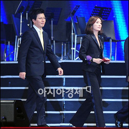[포토]손지창-오연수 부부, 서울문화예술대상 동반참석