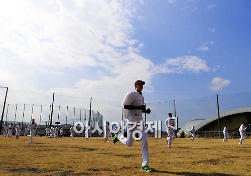 김경문 감독 "선수들 기량 향상, 엔트리 고민돼"