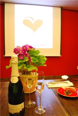 아스토리아호텔, '영화 속 화이트 프로포즈 패키지'