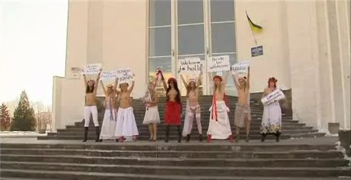 "우크라이나 여자는 매춘부가 아니다"