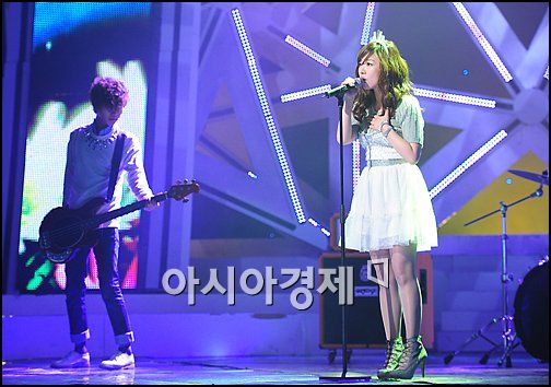 [포토]레이디제인 '홍대여신 소리, 들을만하죠?'