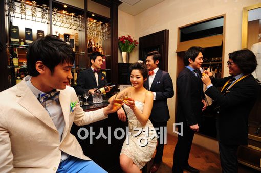 [포토] 매장 내 유럽 클래식 살롱 재현