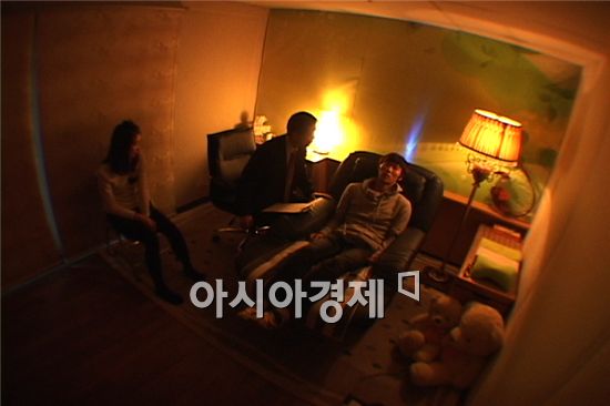 '미워도 다시한번', '슈퍼스타K-시즌3' 입지 위협?