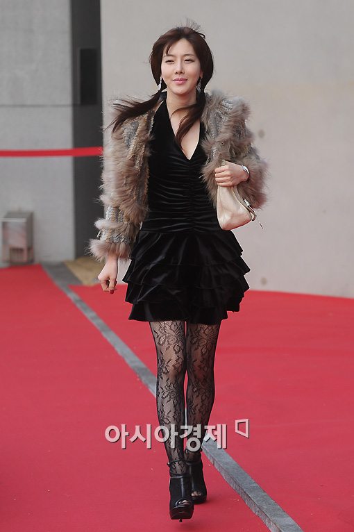 [포토]김혜진 '바람이 많이 부네요'