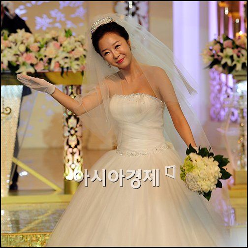 [포토]레이싱걸 이수진 '새신부의 댄스'