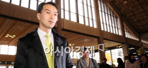 [포토]상하이 현지조사 위해 출국하는 합동조사단 