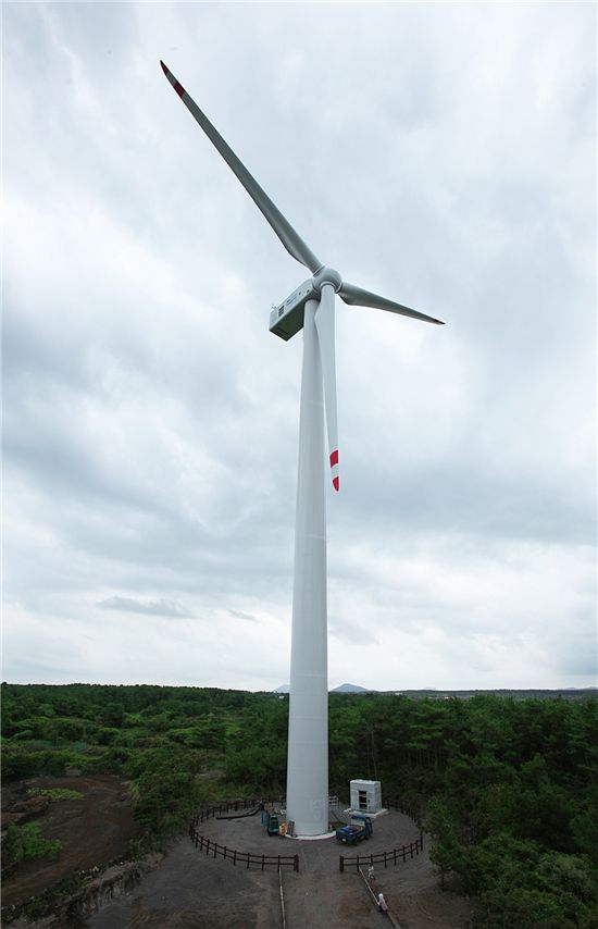 두산중공업이 지난 2009년 제주도 김녕에 설치한 3MW급 해상풍력시스템 실증플랜트
