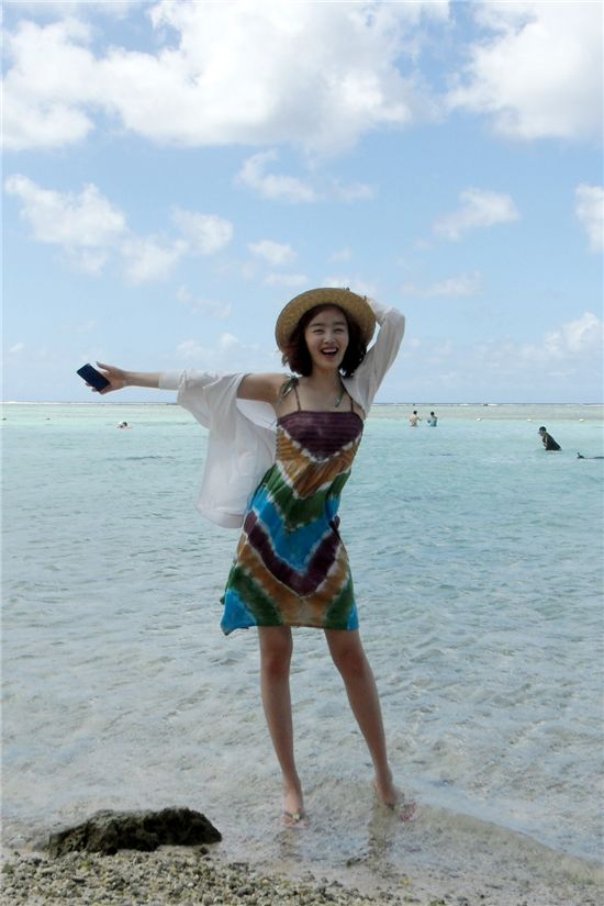 시크릿 선화, '해변의 여인'으로 변신..S라인 몸매 과시