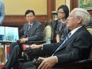 신동빈 "세계로"