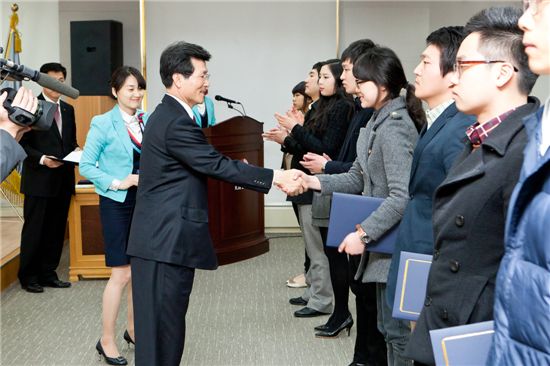 광주은행장학회, 지역 대학생 79명에 장학금 전달