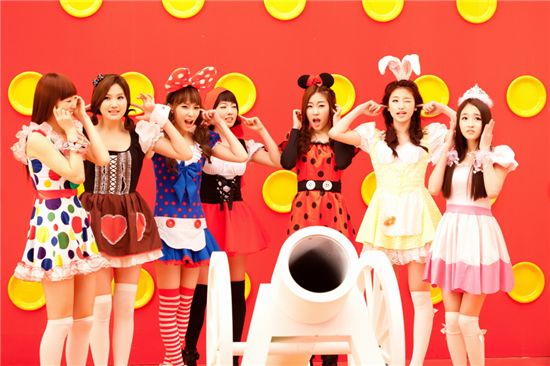 신예 치치, 인기 급부상··"쏟아지는 섭외, 행복한 비명"