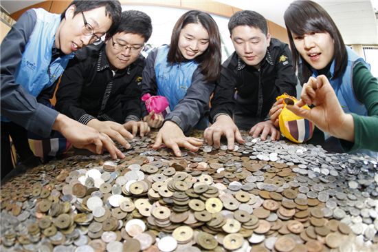 청계천 동전 분류 