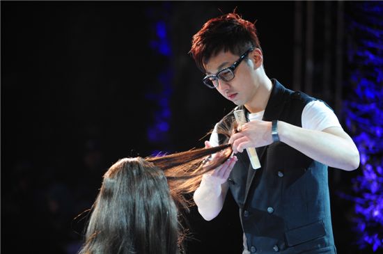 '알천랑' 이승효, 까칠 헤어디자이너 변신 '싱크로율 100%'