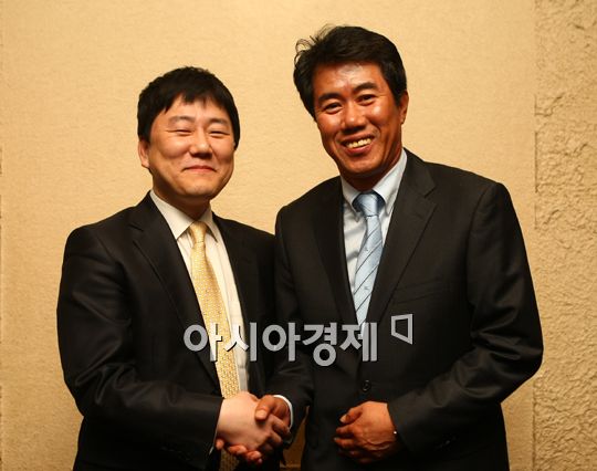 김시진 감독, 넥센과 3년 12억원 재계약…"2013년 KS 우승 목표"