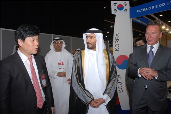 '2011 아부다비 국제건설전시회' 한국관 개관